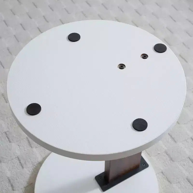 Table d'appoint en forme de C Okak Minimalism avec plateau rond, table d'appoint au design unique, table de canapé pour salon, chambre à coucher, côté canapé, blanc + noyer