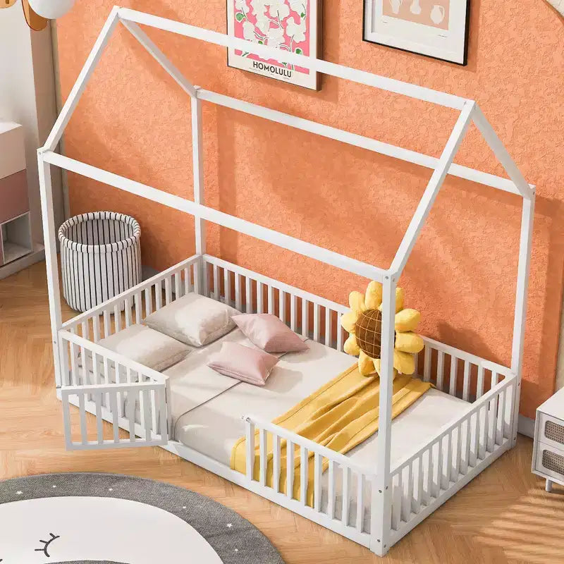 Lit Montessori en Métal avec Porte et Barrières, Cadre de Lit de Sol en Forme de Maison pour Enfants et Tout-Petits