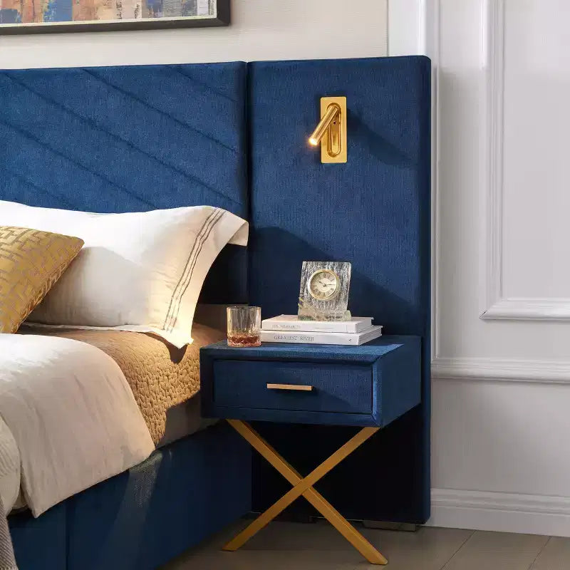 GDFStudio Noxon - Cadre de lit moderne en velours avec tête de lit capitonnée, lumières LED et 2 tables de chevet flottantes