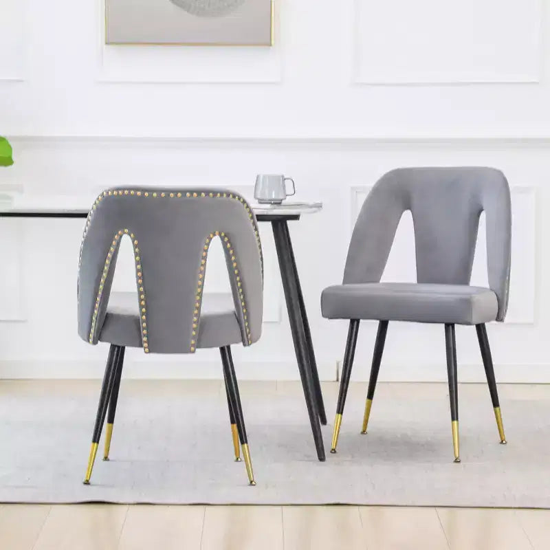 Chaise de salle à manger en velours moderne et contemporaine MAYEERTY - Clous décoratifs, pieds en métal noir à embouts dorés