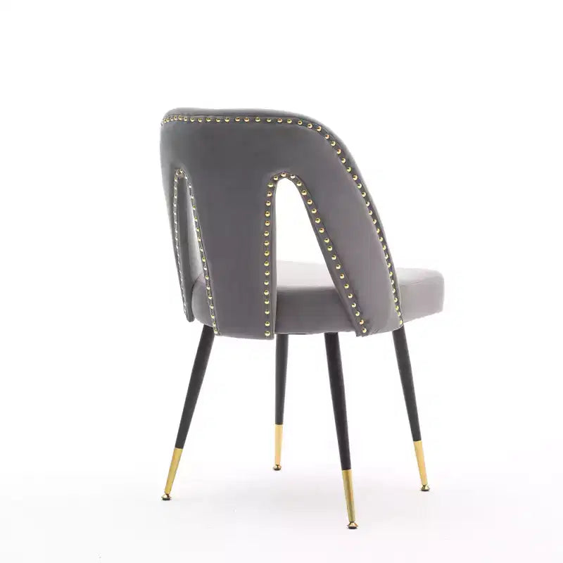 Chaise de salle à manger en velours moderne et contemporaine MAYEERTY - Clous décoratifs, pieds en métal noir à embouts dorés