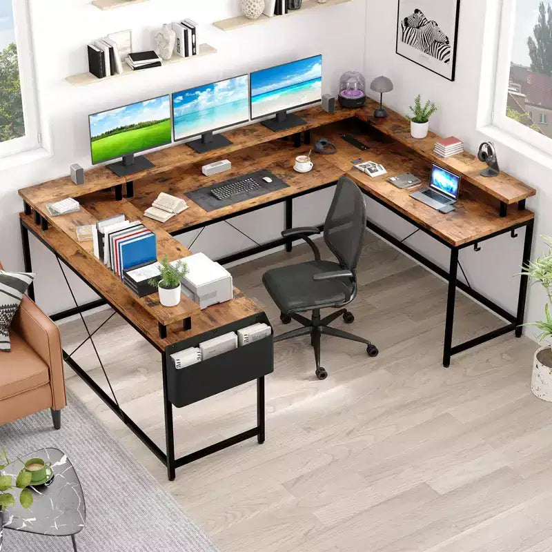 Bureau de jeu en L avec multiprise et lumières LED, bureau d'ordinateur réversible en U avec support d'écran, grande station de travail d'angle