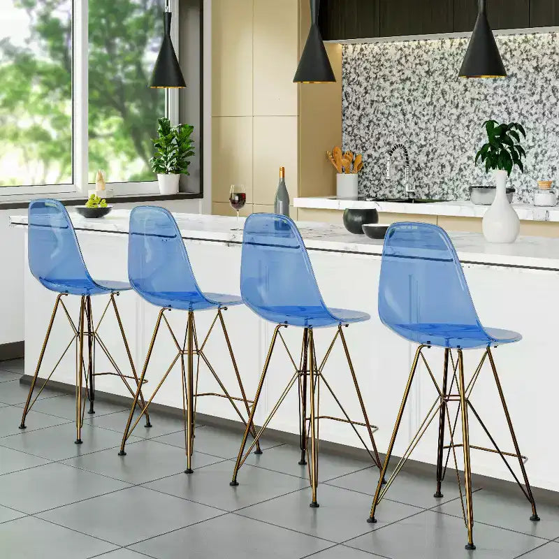 Tabouret de Bar Moderne en Acrylique LeisureMod Cresco, Base et Repose-Pieds en Acier Doré, Chaise de Hauteur Comptoir pour Cuisine, Bar à Petit-Déjeuner ou Salle à Manger, Lot de 2