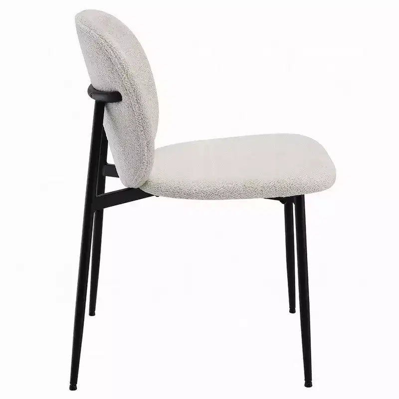 Lot de 2 chaises de salle à manger Royal Hampton, Bouclé blanc, Métal noir élégant
