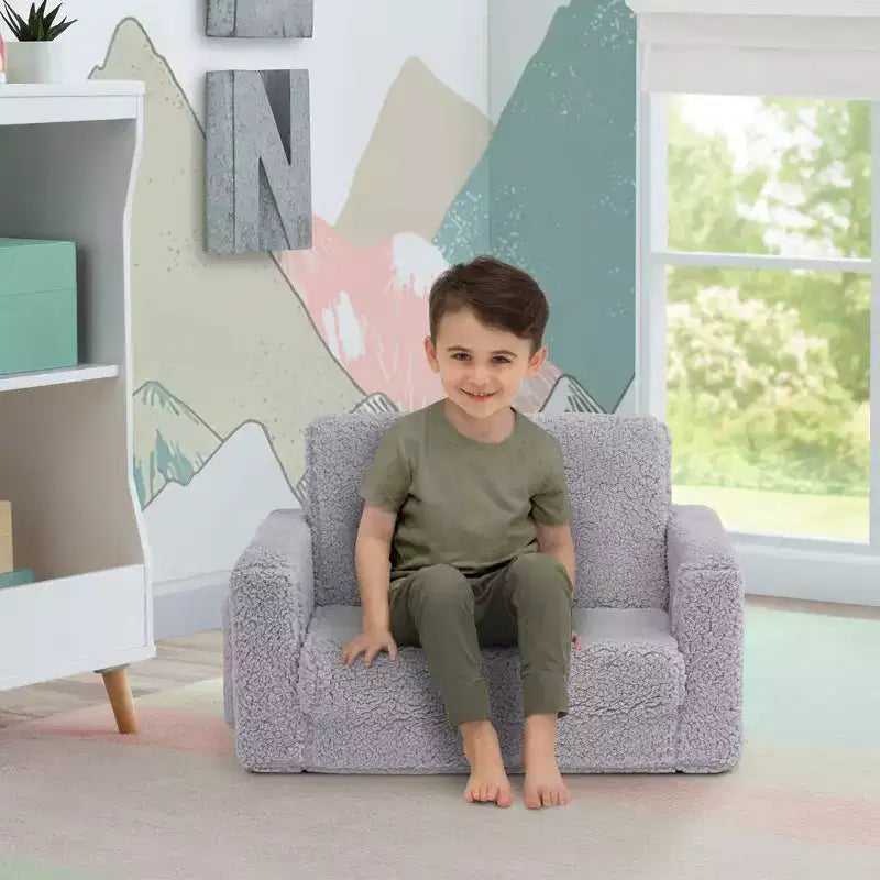 Fauteuil convertible 2-en-1 en peluche pour enfants Cozee de Delta Children