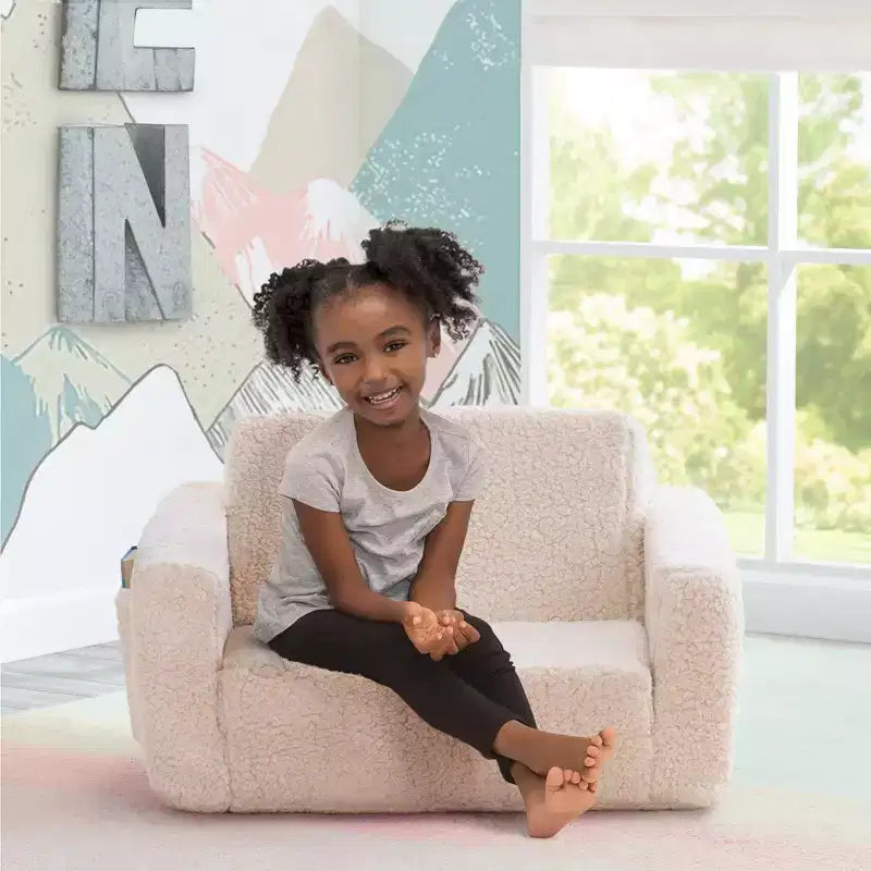 Fauteuil convertible 2-en-1 en peluche pour enfants Cozee de Delta Children
