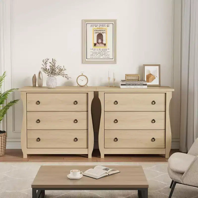 Commode bohème 3 tiroirs avec pieds incurvés et accents en rotin - Armoire de rangement autonome pour chambre à coucher, salon, entrée ou balcon