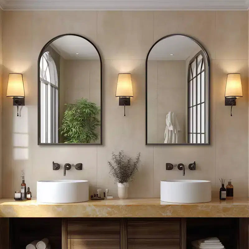 Miroir mural de salle de bain TUYOHW 50x75 cm, miroir de courtoisie mural arqué avec cadre métallique pour salle de bain, chambre à coucher