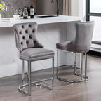 Okak – Lot de 2 tabourets de bar de 66 cm, tabourets de bar modernes en velours avec dossier capitonné et rivets, chaises d'îlot de cuisine style ferme avec base en métal chromé