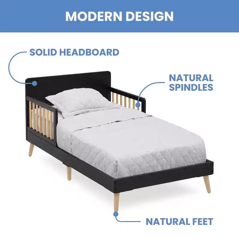 Lit pour tout-petit en bois Logan de Delta Children