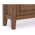 Meuble de rangement pour entrée de style transitionnel en bois massif Mansfield, 91 cm de large, brun vieilli naturel rustique