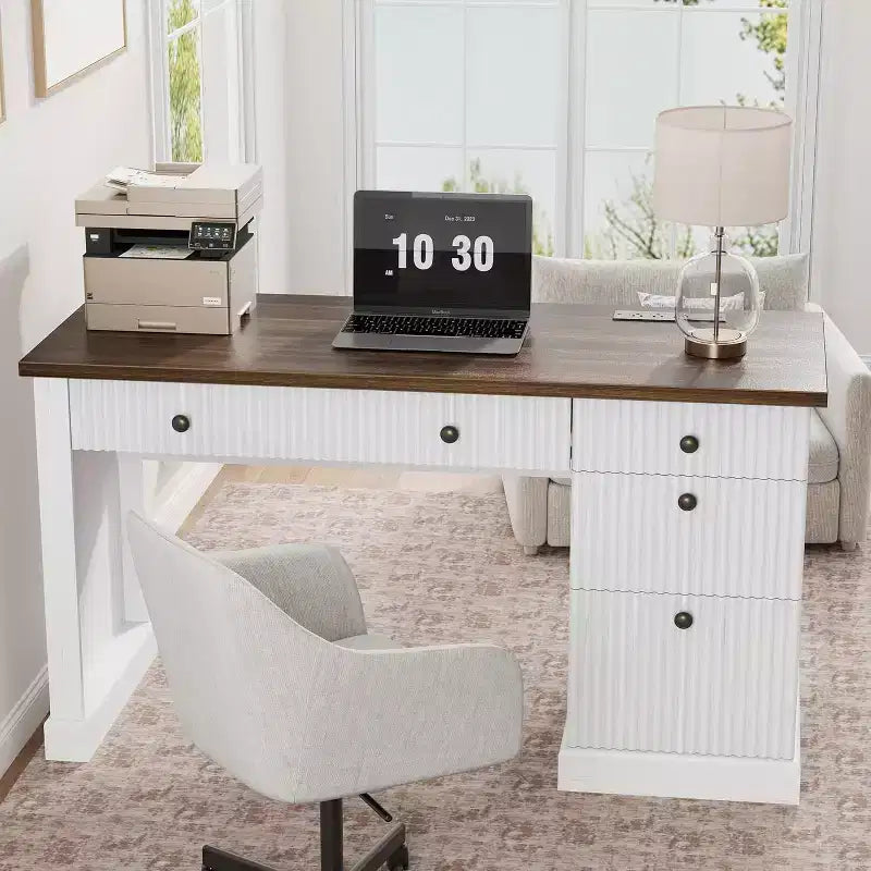 Bureau de direction moderne 54'' avec meuble de rangement et tiroir, brun, avec façade cannelée, idéal pour bureau à domicile, bureau d'étude, salon