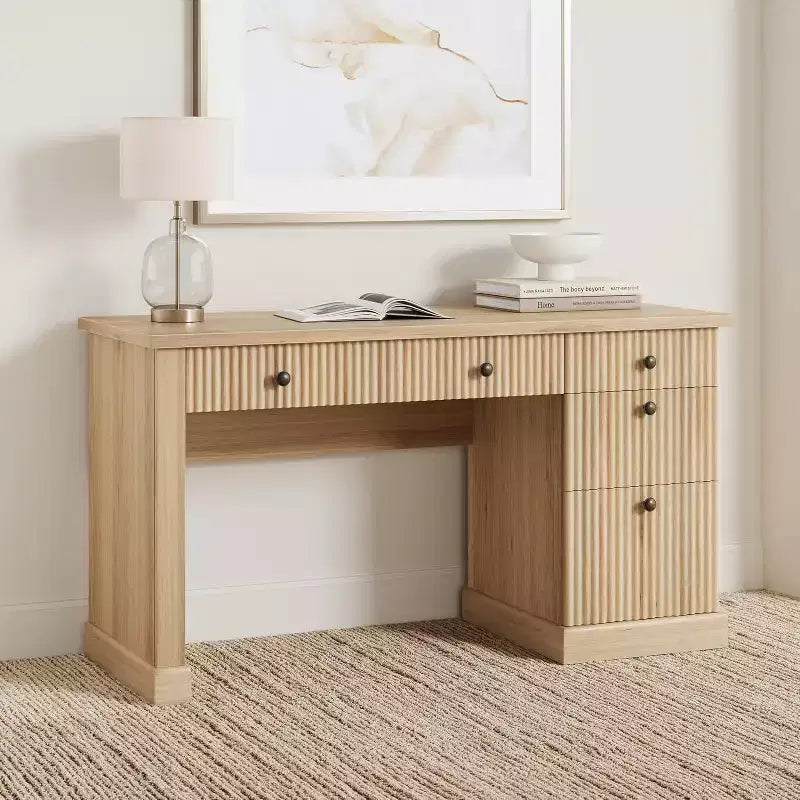 Bureau de direction moderne 54'' avec meuble de rangement et tiroir, brun, avec façade cannelée, idéal pour bureau à domicile, bureau d'étude, salon