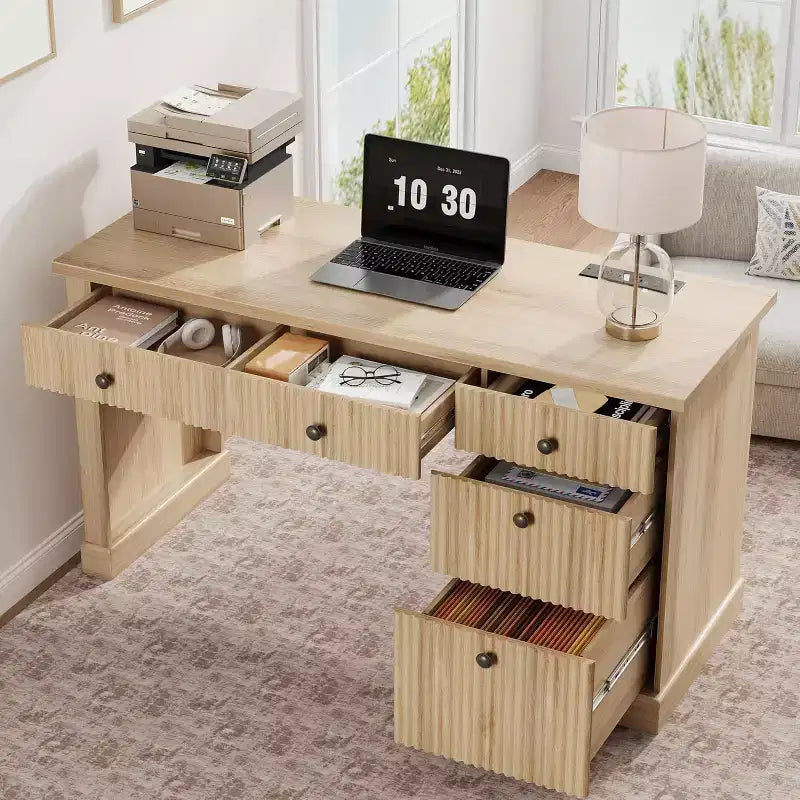 Bureau de direction moderne 54'' avec meuble de rangement et tiroir, brun, avec façade cannelée, idéal pour bureau à domicile, bureau d'étude, salon
