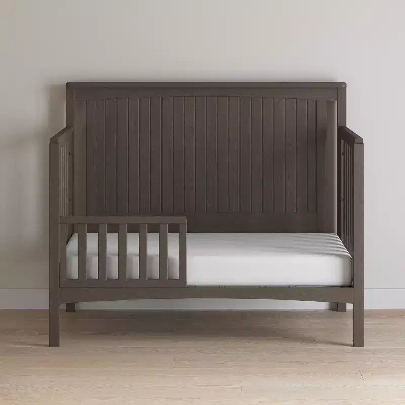 Lit de bébé convertible 4-en-1 Child Craft Scout, se transforme en lit de repos, en lit pour tout-petit et en lit pleine grandeur, 3 positions de matelas, finition sécuritaire pour bébé