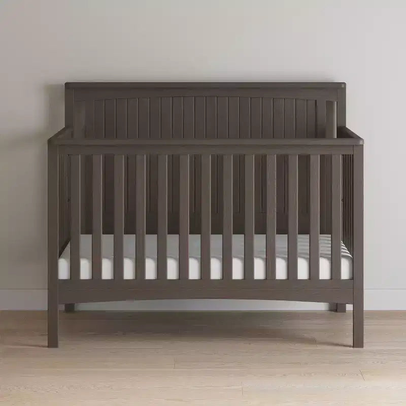 Lit de bébé convertible 4-en-1 Child Craft Scout, se transforme en lit de repos, en lit pour tout-petit et en lit pleine grandeur, 3 positions de matelas, finition sécuritaire pour bébé