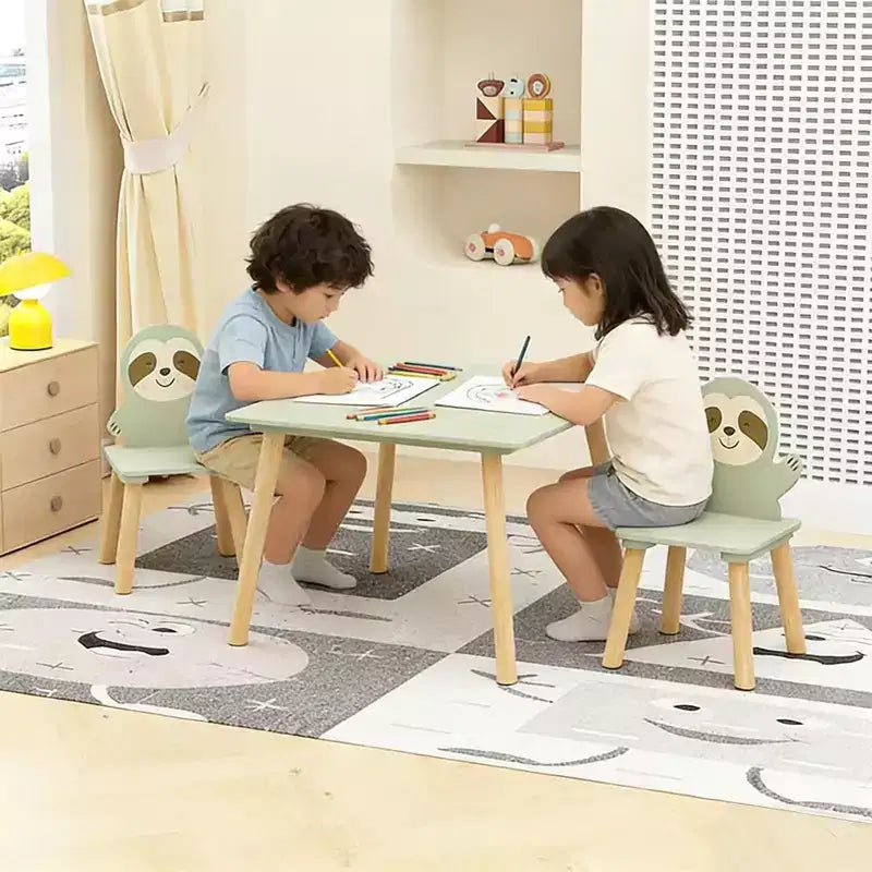 Ensemble table et chaises pour enfants avec 2 chaises mignonnes en forme de paresseux, table d'activités en bois pour tout-petits, ensemble de jeu et d'étude avec design animal mignon pour salle de jeux, chambre à coucher