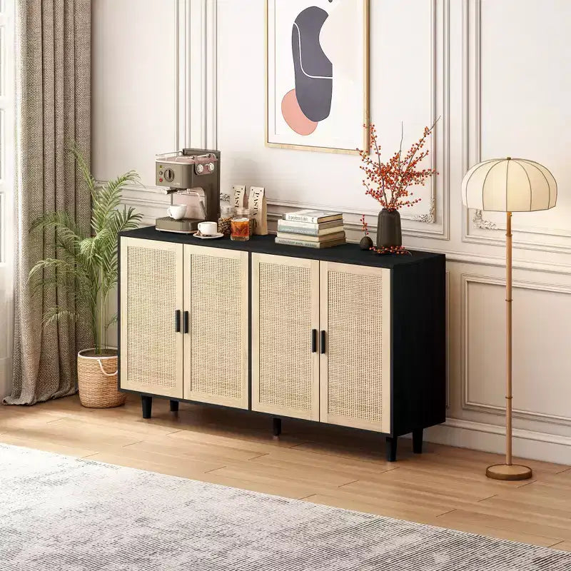 JVNOXK 62.20 pouces Armoire de rangement décorative en rotin à quatre portes élégante et pratique, adaptée aux chambres et salons, noire