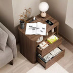 Table de chevet en noyer avec station de charge et 2 tiroirs, table d'appoint roulante pour chambre à coucher, table d'appoint moderne en bois aux bords arrondis, meuble de salon