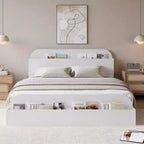 Cadre de lit. Lits en bois avec tête de lit de rangement et pied de lit surélevé. Lit plateforme bas pour chambre à coucher