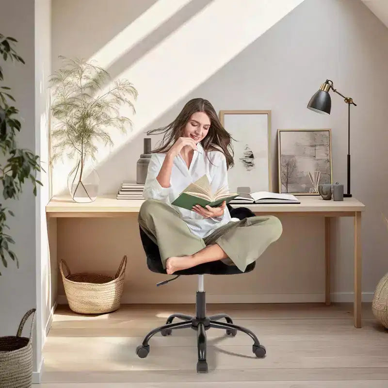 Chaise de bureau sans accoudoirs avec dossier en forme de patte de chat, petite chaise de bureau mignonne avec roulettes, en tissu Teddy, pivotante à 360°, hauteur réglable