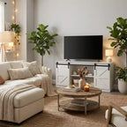 Meuble TV de ferme FurnitureR 58 avec portes de grange coulissantes, console multimédia avec étagères réglables et gestion des câbles pour le salon
