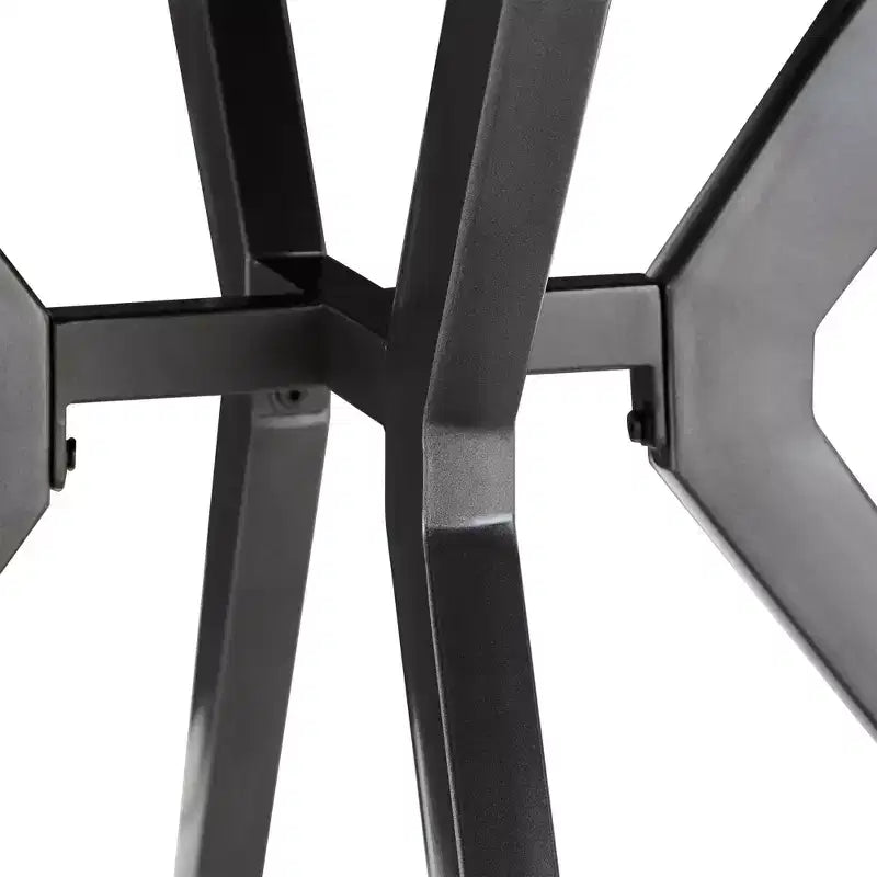 Table à manger ronde 4 personnes Hendrick, plateau en pin clair et base en métal gris acier – iNSPIRE Q