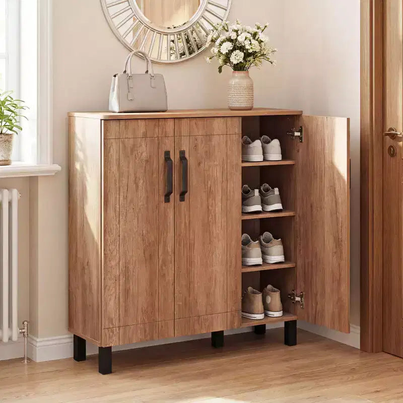 Meuble à chaussures Gymax à 5 niveaux avec 3 portes, étagères amovibles et trou d'aération