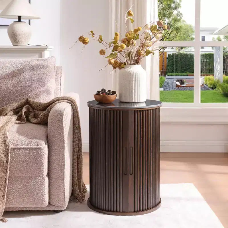Table d'appoint circulaire en marbre artificiel avec espace de rangement, table de chevet moderne médiévale, adaptée aux chambres et salons - Morden Fort