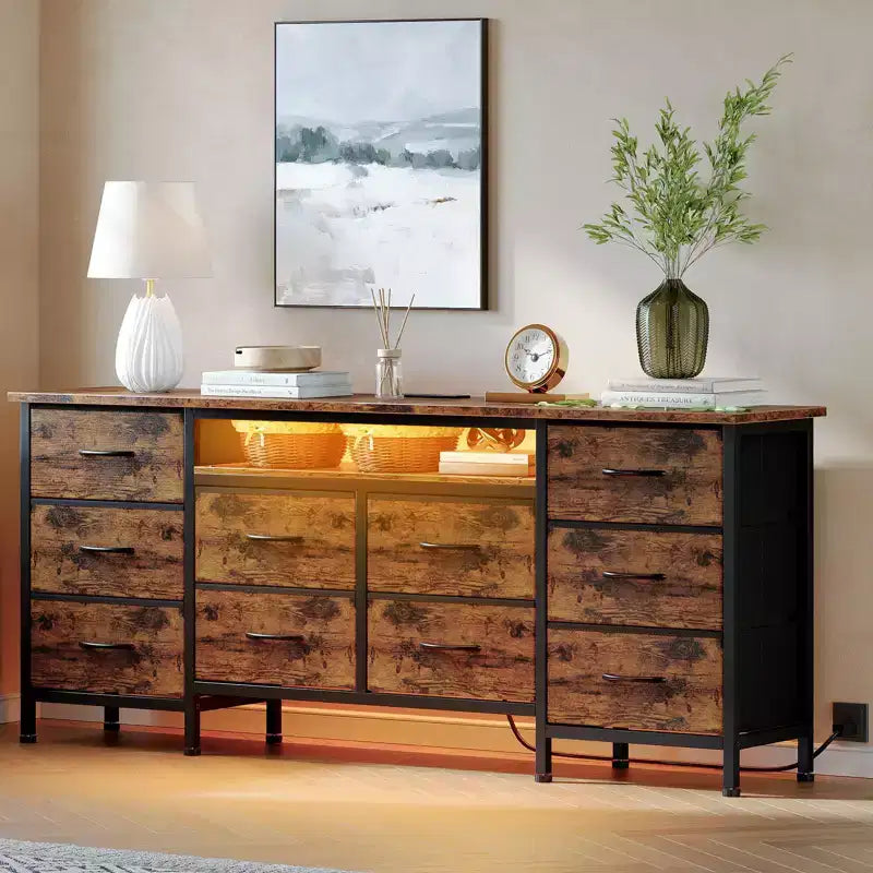 Commode noire de 160 cm de large avec 10 tiroirs en tissu, prise électrique intégrée, meuble de rangement moderne pour chambre et support TV pour vêtements et salon