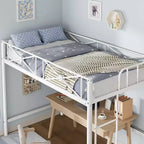 Cadre de lit mezzanine métallique double, lit surélevé en acier robuste avec barrières de sécurité, design peu encombrant pour chambre d'enfant, dortoir ou salle de classe