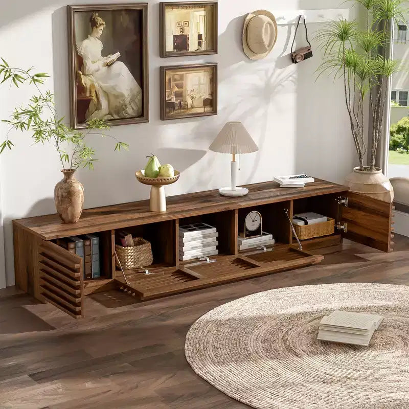 Meuble TV de 70 po avec portes à lattes, centre de divertissement avec armoires de rangement, console multimédia rétro pour téléviseurs jusqu'à 80 po