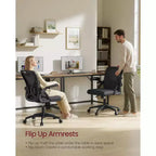 VASAGLE Chaise de Bureau Ergonomique en Maille avec Support Lombaire Réglable, Fonction d'Inclinaison 90-105°, Siège Large, Accoudoirs Relevables