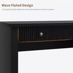Bureau de télétravail cannelé de 137 cm avec tiroirs et chargement USB intégré, bureau d'écriture moderne pour salle d'étude