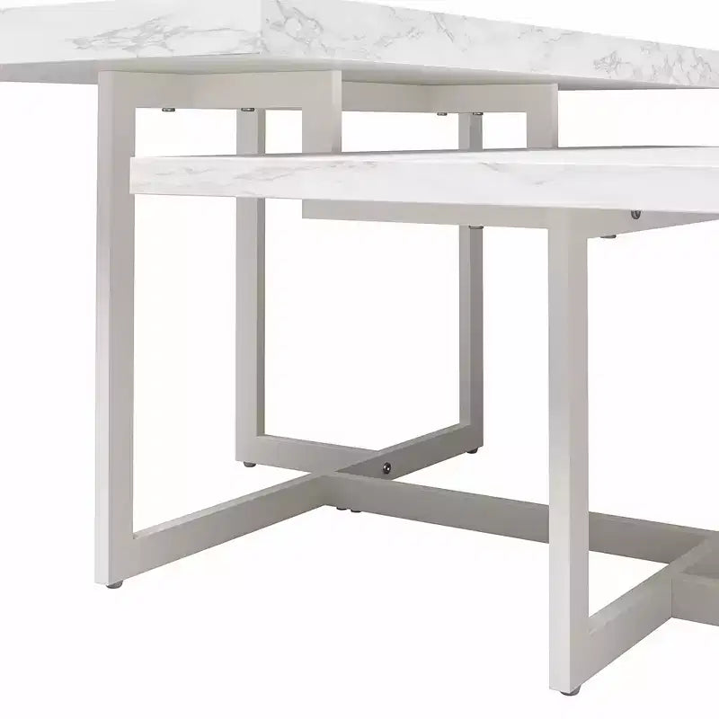 Table basse Brielle en faux marbre blanc, cadre en métal MDF à deux niveaux avec pieds réglables pour petit salon
