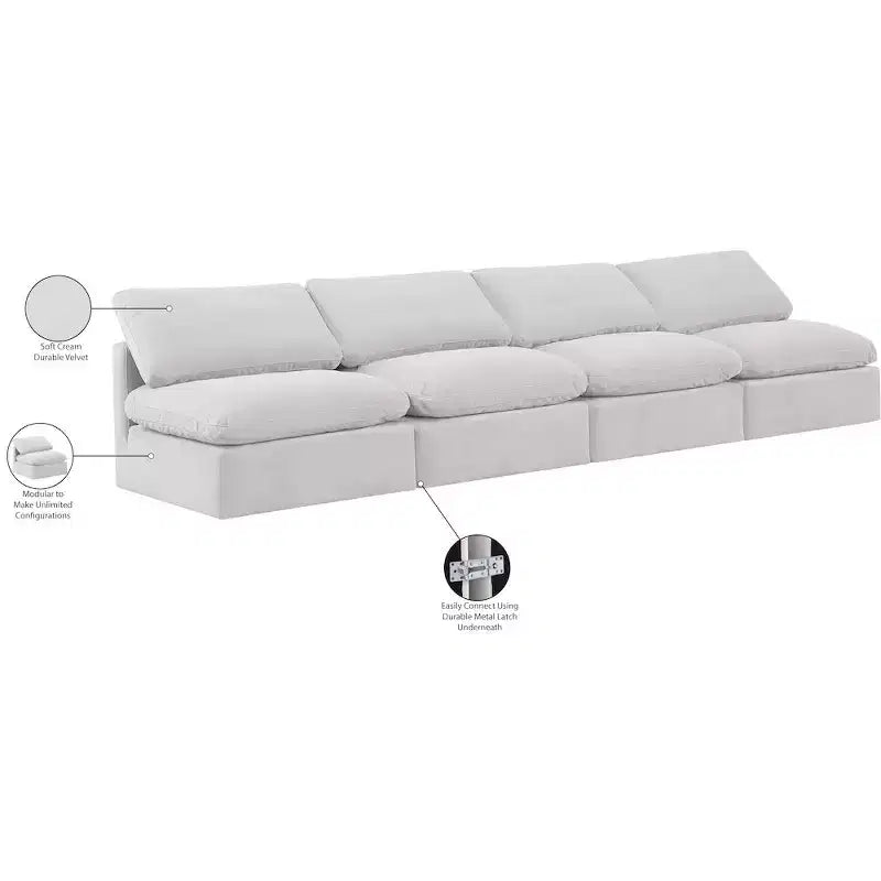 Canapé modulable en velours crème Indulge Meridian Furniture
