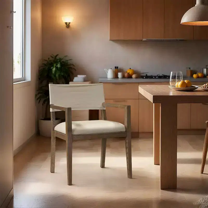 Chaise de salle à manger avec accoudoirs en tissu texturé Meridian Furniture Avon Linen