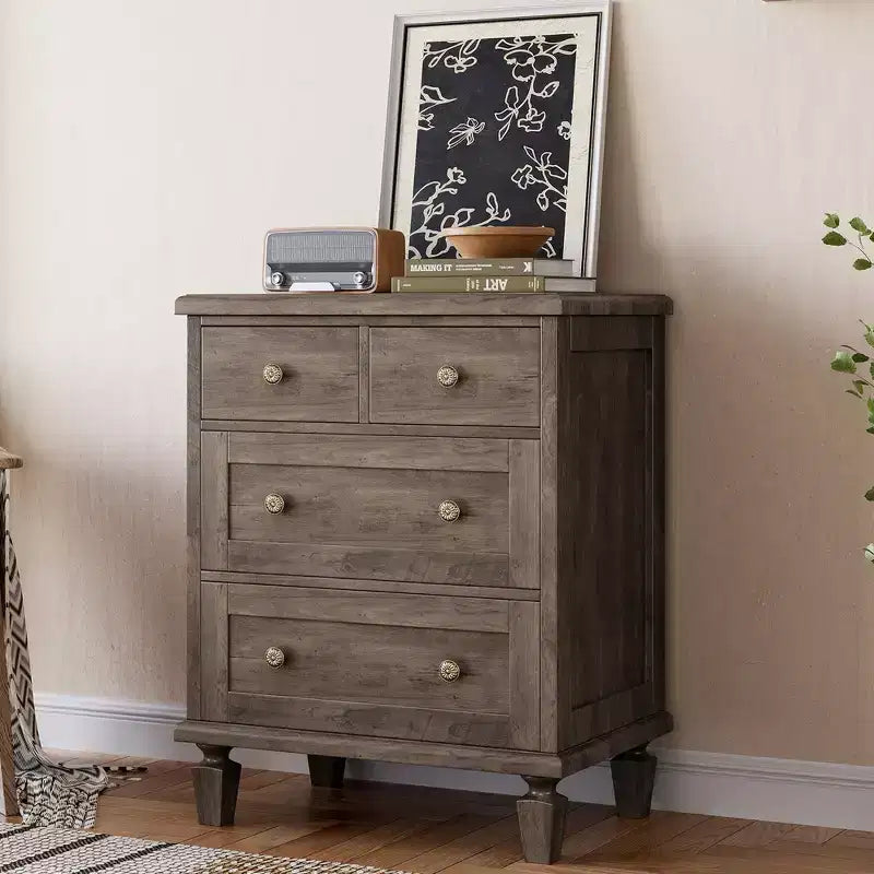 Commode Vintage en Bois à 4 Tiroirs avec Poignées Sculptées et Pieds Effilés, Grand Meuble de Rangement, Armoire de Rangement Rustique pour Chambre et Placard