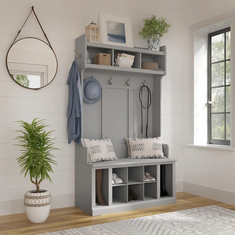 Meuble d'entrée et banc à chaussures Woodland 40W avec étagères de Bush Furniture