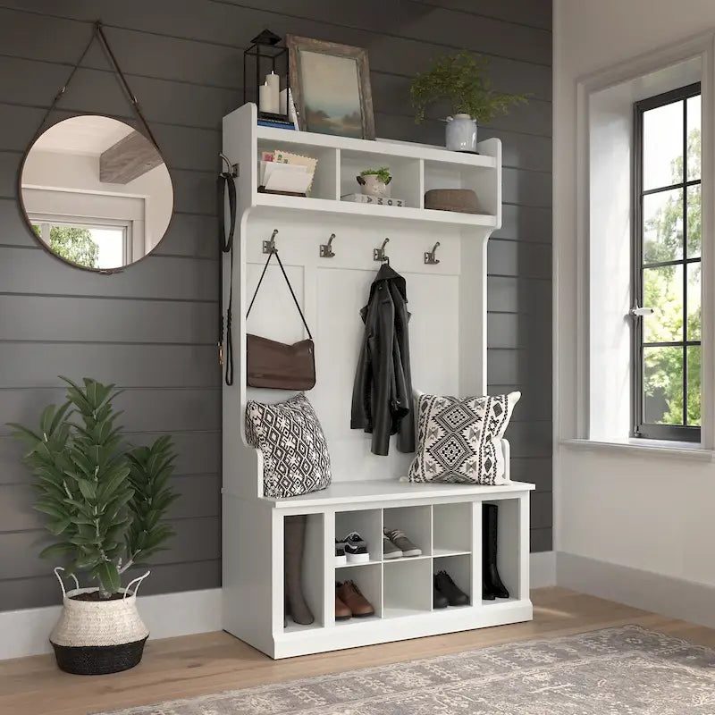 Meuble d'entrée et banc à chaussures Woodland 40W avec étagères de Bush Furniture