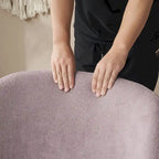 Christopher Knight Home - Fauteuil d'appoint moderne Eliana en tissu peluche avec dossier et pieds incurvés