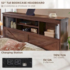 Lit en bois de taille double de style ferme avec tête de lit de rangement et tiroirs