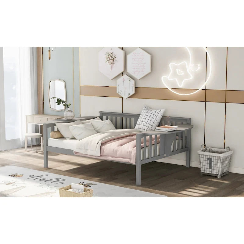Lit de repos gris pleine grandeur en bois avec étagère de rangement et rampe – Aucun sommier tapissier requis