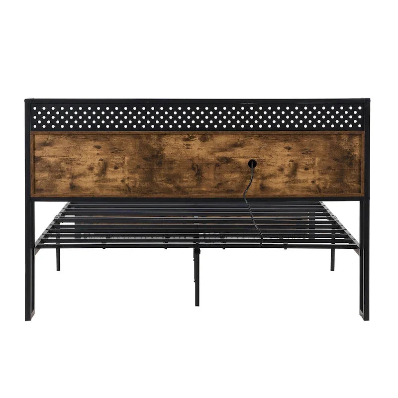Lit double king size en métal noir et marron avec tête de lit en bois et lumières LED