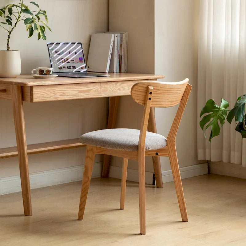 Chaise de salle à manger haut de gamme en bois massif, confection exceptionnelle pour une assise confortable