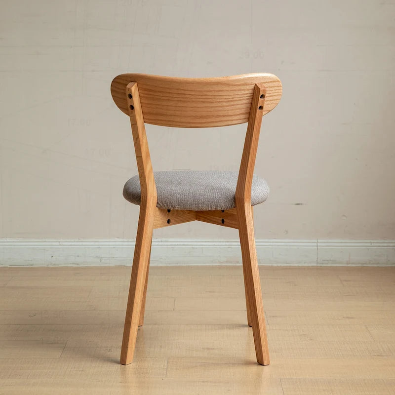 Chaise de salle à manger haut de gamme en bois massif, confection exceptionnelle pour une assise confortable