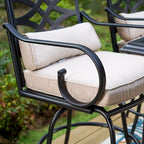 Lot de 4 tabourets de bar pivotants en métal avec coussins pour l'extérieur