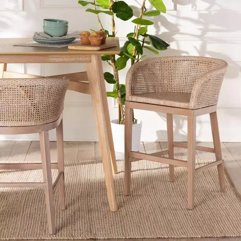 bali & pari Tabouret de bar hauteur comptoir en rotin et bois d'acajou, blanc antique délavé/marron clair : Garantie limitée de 30 jours, Nettoyage des taches