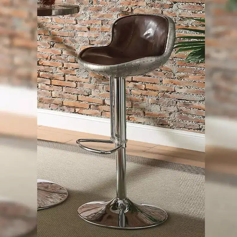 Tabouret de bar 18" Brancaster en cuir grainé marron vintage/aluminium - Acme Furniture : accoudoirs Rétro Shelter, aucun assemblage requis