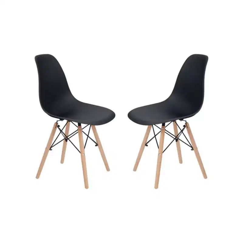 Lot de 2 chaises de salle à manger Allan en plastique avec pieds en bois Noir - Teamson Home : Style moderne, capacité 150 kg